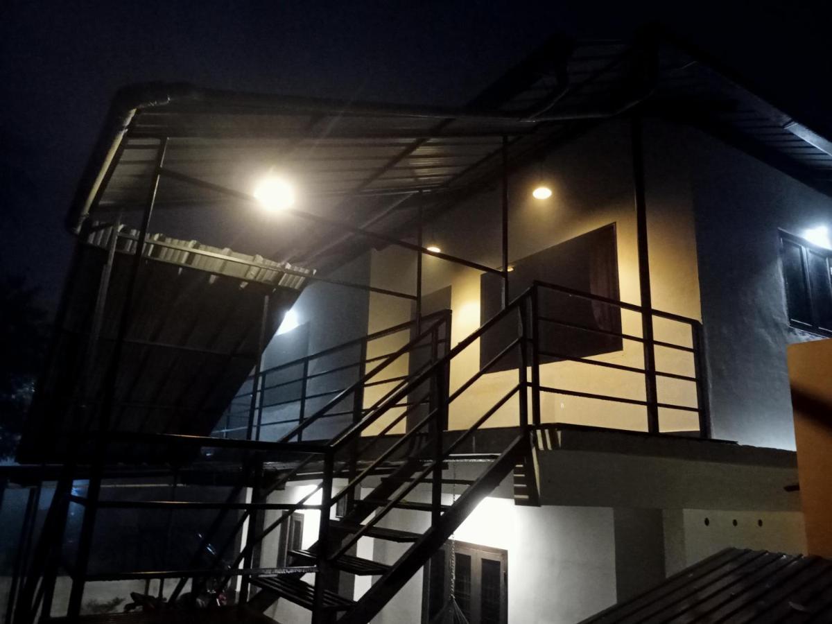 La Casa De Alexa Homestay Idukki Esterno foto